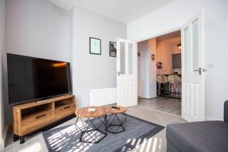 Stylish Cosy Two Bed Apartment - Coast Location - Whitley Bay - 0