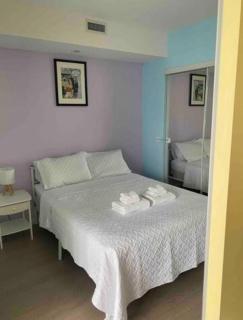 Bright 1BR w Large Terrace - Entertainment District - 4