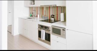 Bright 1BR w Large Terrace - Entertainment District - 1