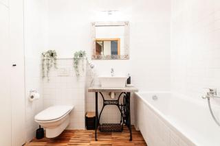 Goldenberry apartment Mokotow - 6