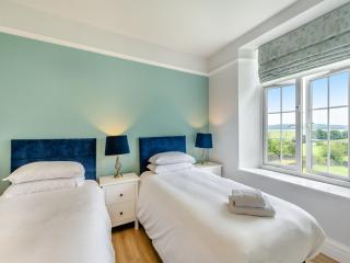 Kent View Apartment - Lindale - 1