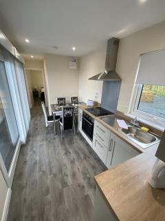 Belraugh Mountain View Hot Tub Lodges - Garvagh - 2