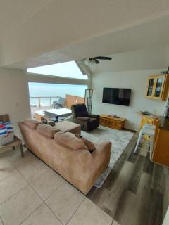 Ocean Front Cabin 16, Jacuzzi & Incredible Views - Smith River - 6