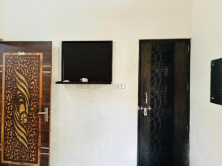Mishri lal ju ashram - 6
