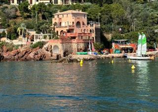 Villa de prestige en bord de mer dans la baie de Cannes - Théoule-sur-Mer - 9