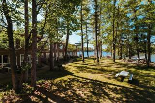 Lakeside Resort by TC-Pontoon Rentals-Sandy Beach - Traverse City - 0