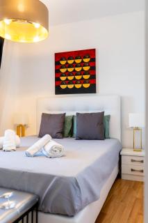Sonata Deluxe Apt with 3 Bedrooms - Atene - 5