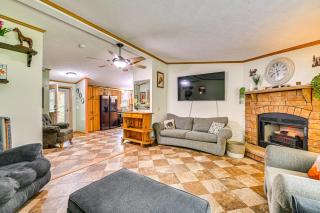 Cozy Home with Playground Near Hunter Ski Resort! - 1