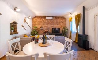 NEW! Holiday home Maša with heated pool near Krka national park - Ljubotić - 1
