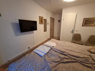 Guesthouse Unique - Sarajevo - 7