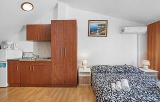 Cozy Apartment In Vodice With Wifi - Vodice - 7