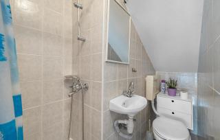 Cozy Apartment In Vodice With Wifi - Vodice - 2