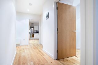 Watford Centre - Luxury Penthouse - Watford - 5