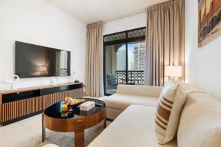 Luxurious Stay Near Burj Khalifa, Free Parking - Dubai - 1