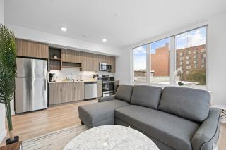 Comfy 1BD1BA Riverside Apt W QueenBdLaundryTV - 8