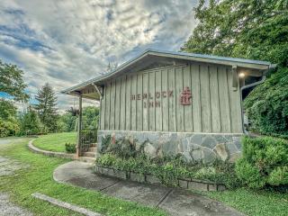 Hemlock Inn - Bryson City - 9