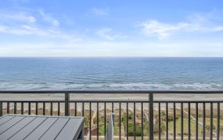 Super Cute Oceanfront Gem - Myrtle Beach - 0