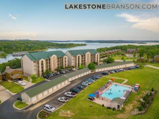 Lodge 18 - Branson - 8
