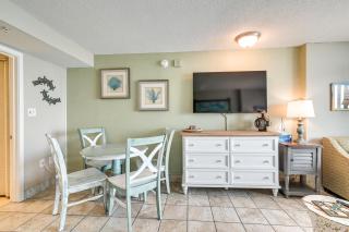 Oceanfront Balcony Resort Condo in Myrtle Beach - Myrtle Beach - 3