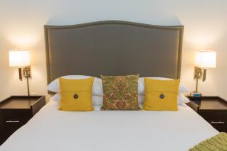 Columbia Cliff Villas - 9