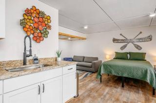 Modern Studio in Beach Resort near TC - Traverse City - 9