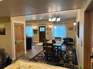 Air Conditioned Private Guest Suite - - 3