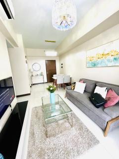 1BR Staycation at The Florence McKinley Hill BGC Taguig - 3