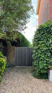 Bosham - private and self-contained double garden room - Chichester - 1