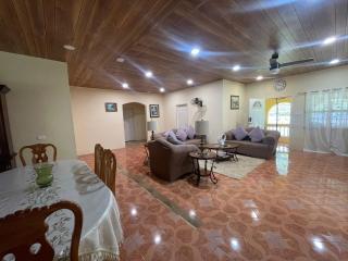 Boston Bay, Portland Cozy Corner - 2