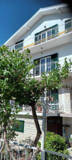 Apartments Anna - Biograd na Moru - 0