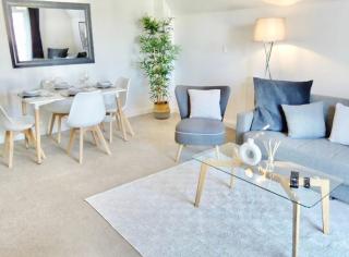 4br, 2ba Close To Hospital & Parking Included - Southampton - 0