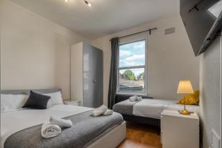 4 Bedroom Dalston Apartment - Londra - 0
