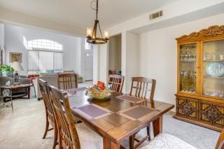4 Mi to Solano Town Center Fairfield Retreat! - Fairfield - 5