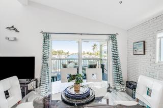 Ocean Oasis II - 3