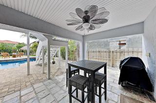 Seaside Retreat - Apollo Beach - 3