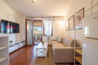 Suite Capitana Harbor-Self Checkin-Terrace-Netflix - Santa Luria - 5