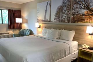 Days Inn by Wyndham Kingdom City - Kingdom City - 4