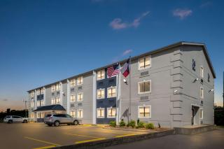 SureStay Hotel by Best Western Groves - Groves - 0
