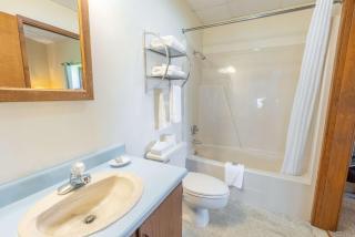 Fireside Inn and Suites Bangor - Bangor - 2