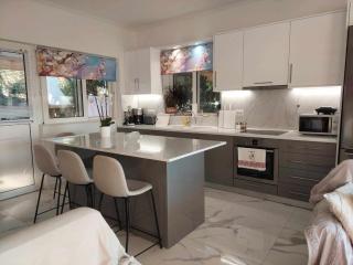 Baso Hilltop Apartment 3 - Argassi - 3