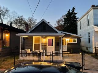 Modern Farmhouse - Covington - 0