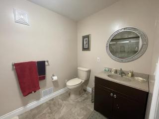 Khan’s Resort - Cobourg - 7