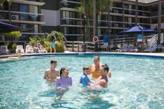 Paradise Resort Gold Coast - 2