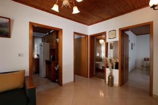 GuestHouse Te Bregu - 9