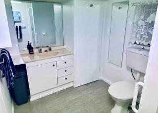 Bayside Living - Walk to Water - Central location - 4