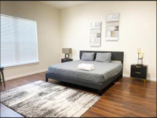 Lakeside mansion minutes to the lake - 2