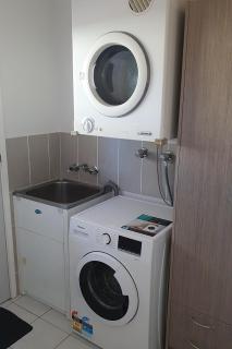 #5 Waterford Glen by Riley's Rooms - Loganlea - 1