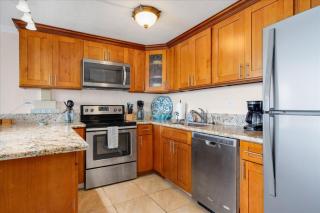 Magical Beachfront Condo - Hauula - 4