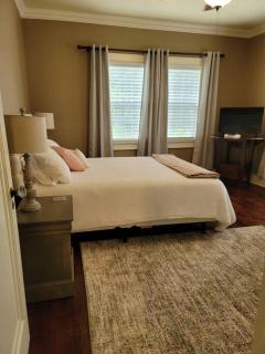 Luxury Historic North Hills Home - Knoxville - 8
