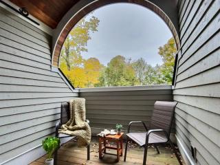 RoyalBear - AC, Hot Tub, Grill, FirePit, Gameroom - Killington - 1